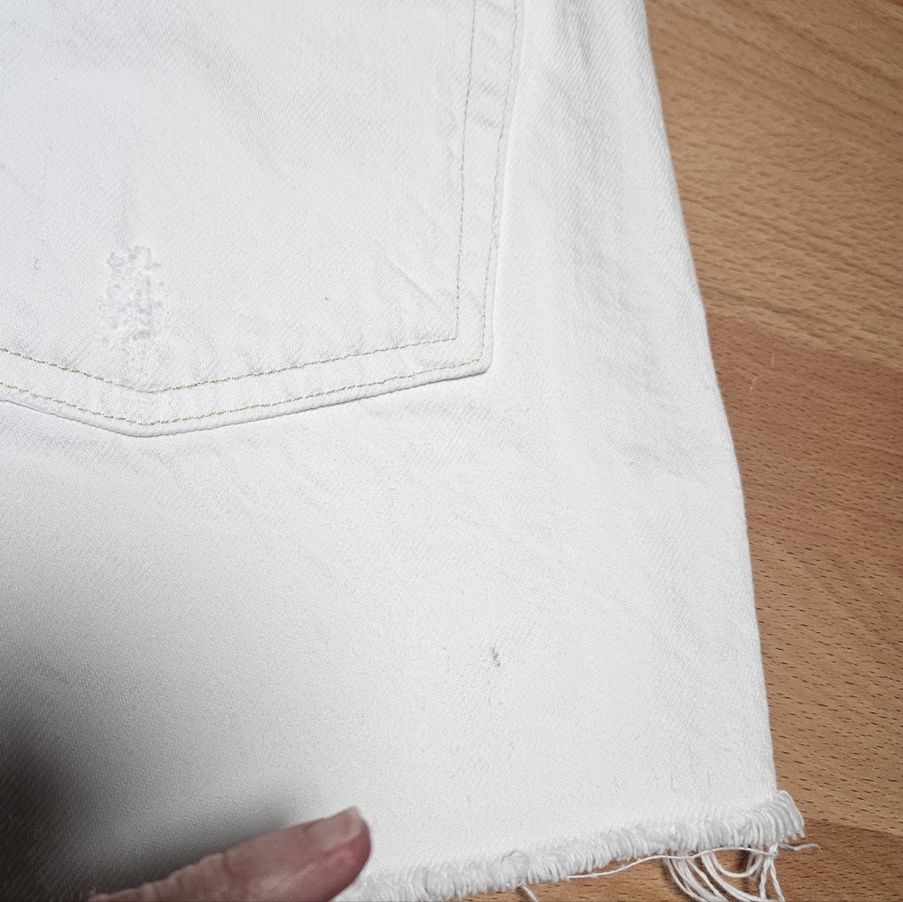 Agolde Women High Waist Denim Shorts in White - Picture 6 of 6